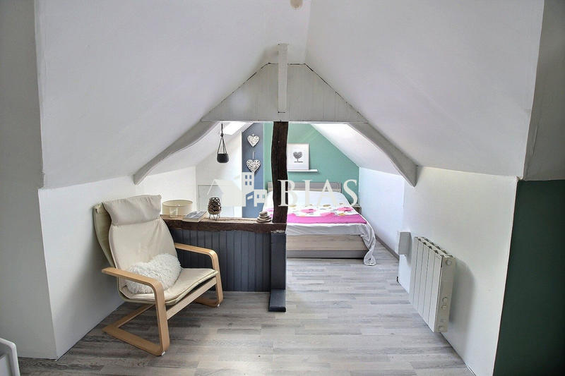 Maison - 298 m² - 10 pièces