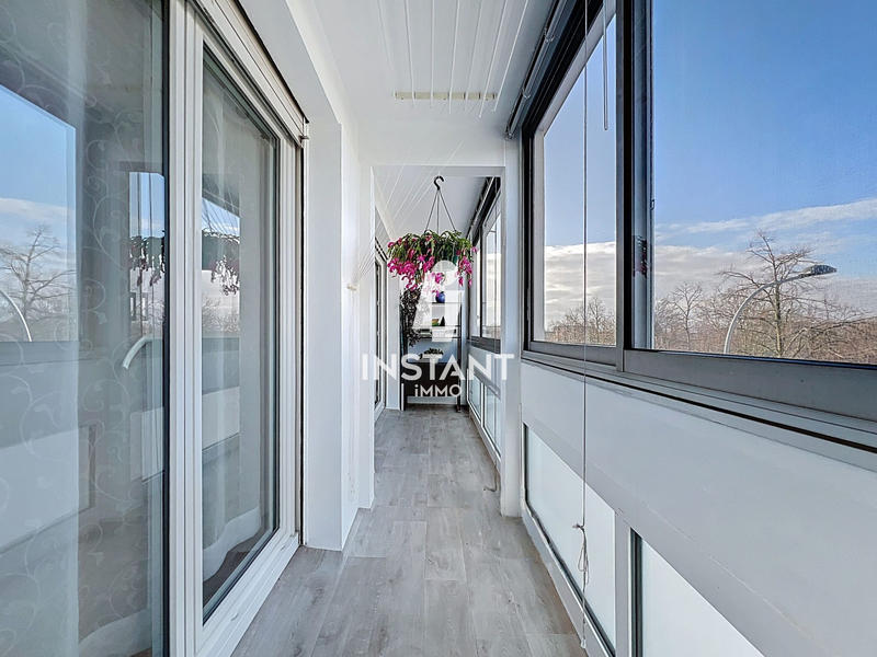 Appartement - 99 m² - 5 pièces