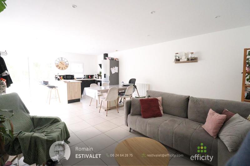 Appartement - 90 m² - 4 pièces