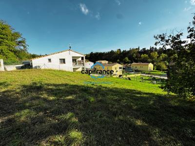 Terrain constructible - 1 125 m²