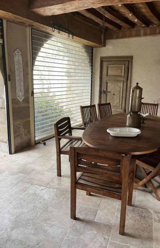 Maison - 332 m² - 9 pièces