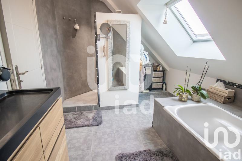 Maison - 124 m² - 7 pièces