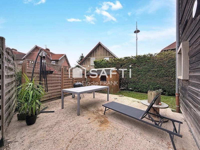 Maison - 97 m² - 4 pièces