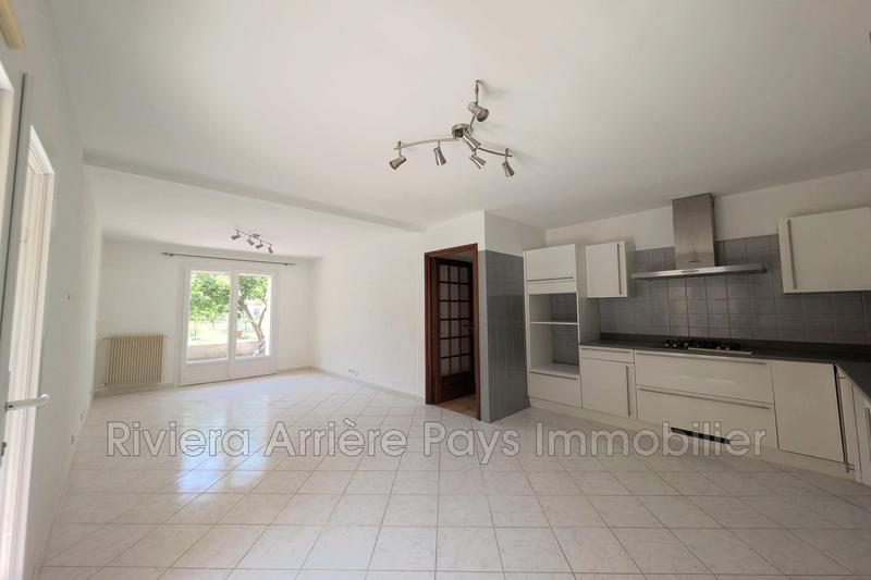 Maison - 198 m² - 8 pièces