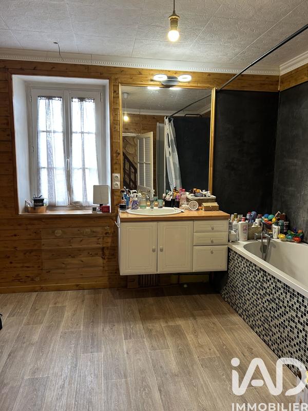 Maison - 137 m² - 4 pièces