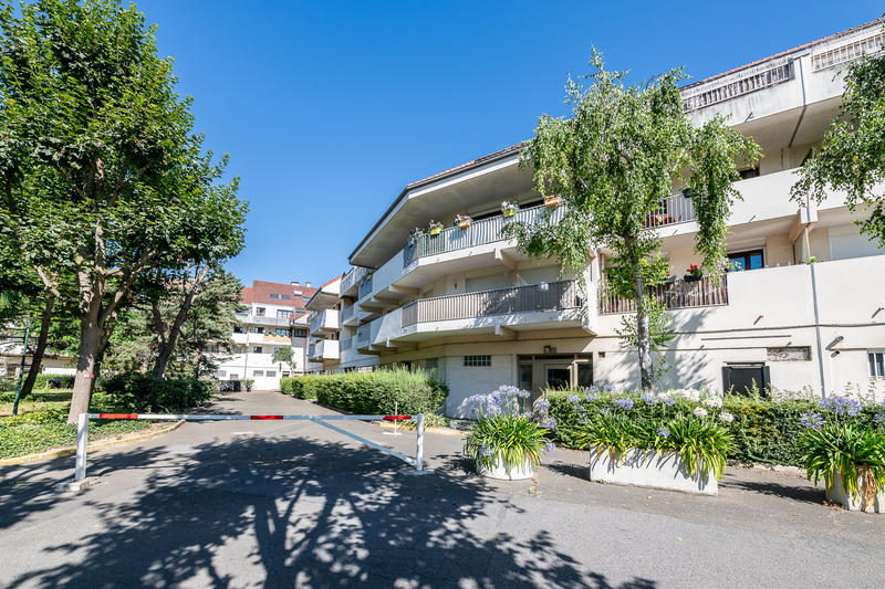 Appartement - 79 m² - 3 pièces