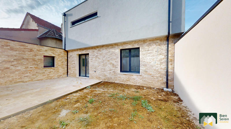 Maison - 111 m² - 5 pièces