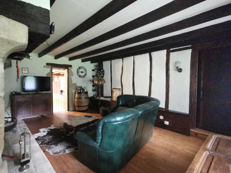 Maison en pierre - 198 m² - 5 pièces