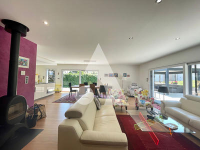 Maison - 188 m² - 5 pièces