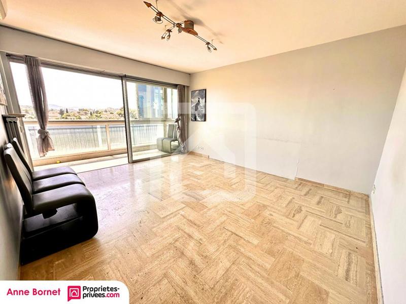 Appartement - 89 m² - 4 pièces