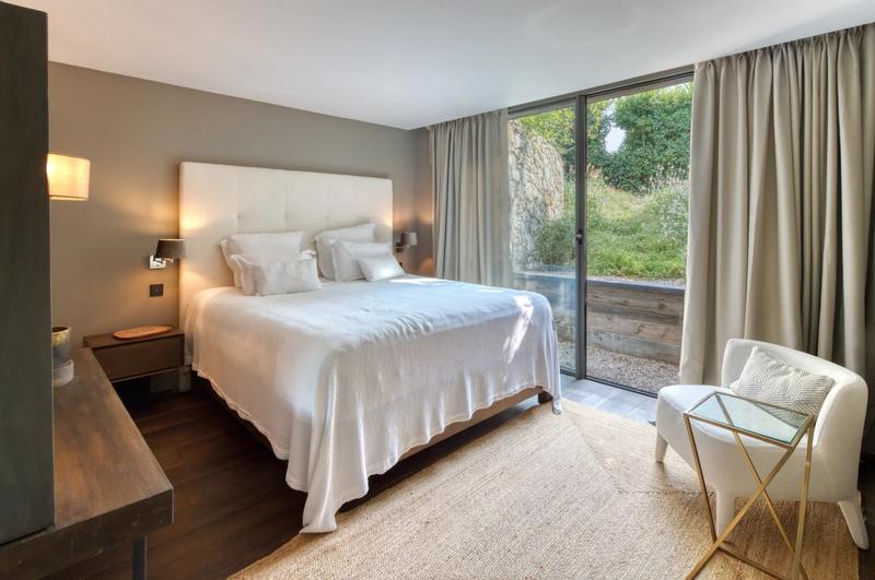 Villa - 335 m² - 7 pièces