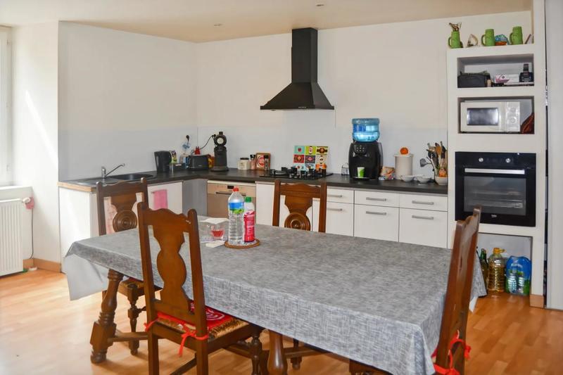 Maison - 200 m² - 7 pièces