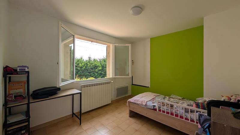 Maison - 265 m² - 9 pièces