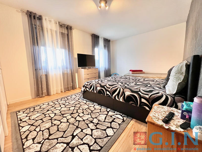 Maison - 82 m² - 4 pièces