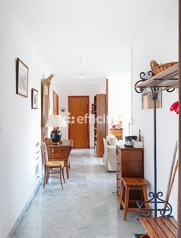 Appartement - 94 m² - 4 pièces