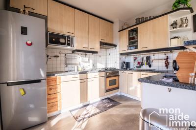 Appartement - 83 m² - 4 pièces