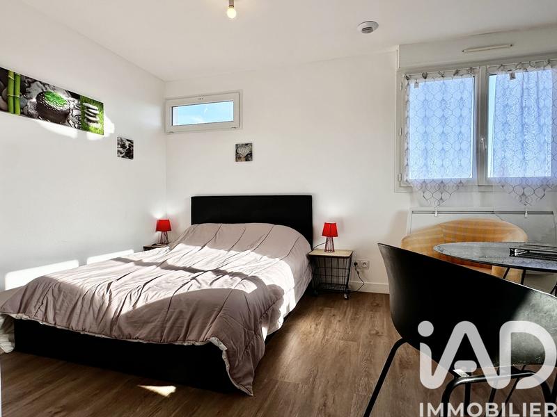 Maison - 312 m² - 13 pièces