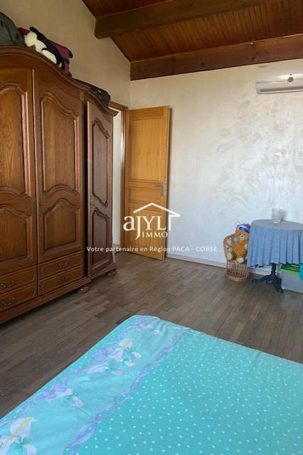 Maison - 134 m² - 5 pièces