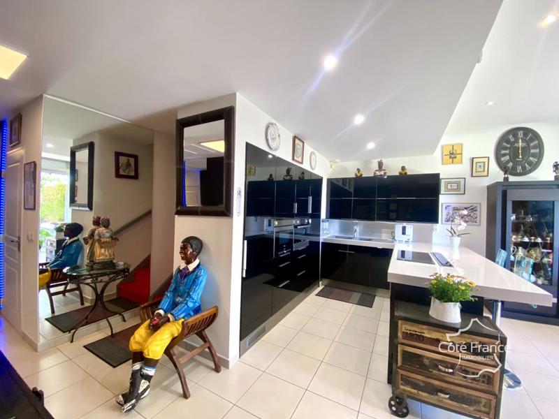 Duplex - 110 m² - 5 pièces