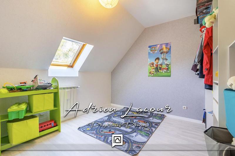 Maison - 107 m² - 7 pièces