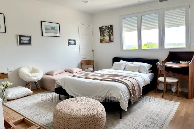 Maison - 186 m² - 5 pièces