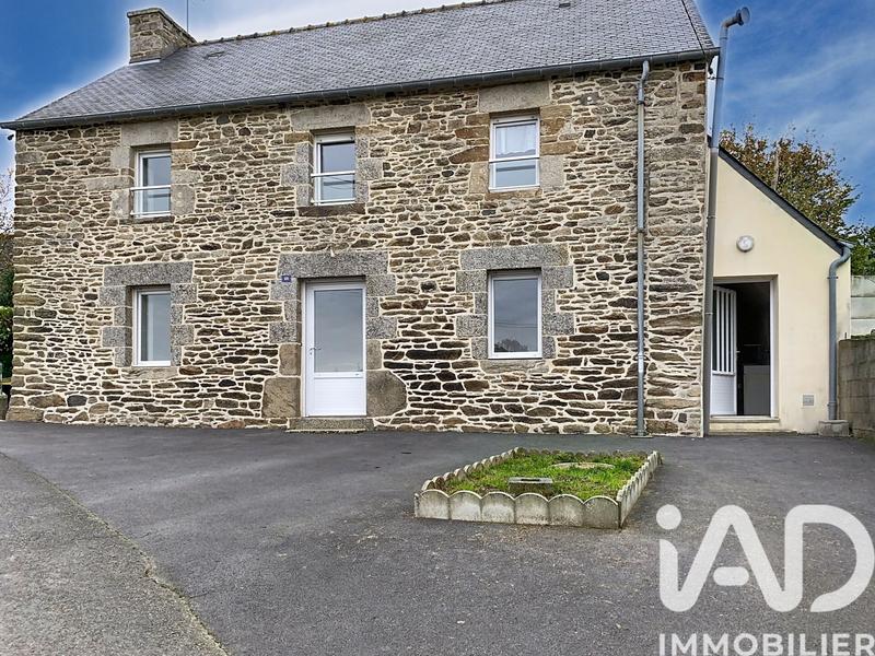 Maison - 94 m² - 4 pièces