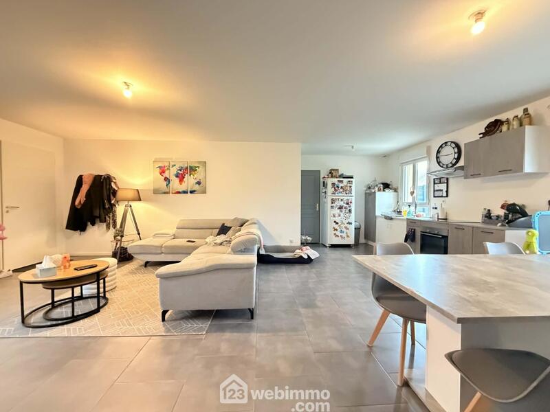 Maison - 86 m² - 5 pièces