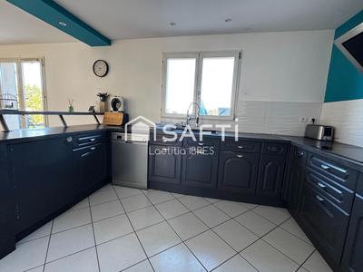 Maison - 154 m² - 7 pièces