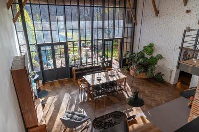 Propriété - 435 m² - 11 pièces