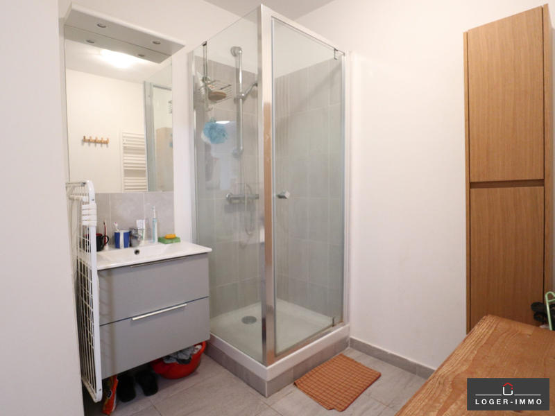 Appartement - 100 m² - 5 pièces