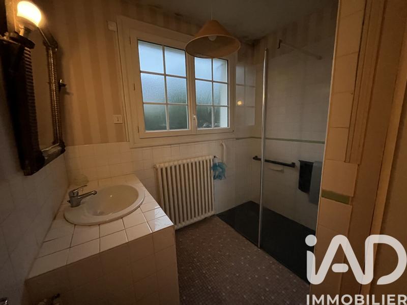 Maison - 205 m² - 8 pièces