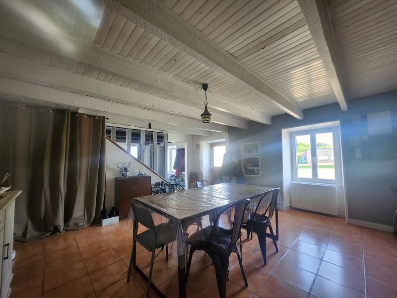 Maison - 120 m² - 5 pièces