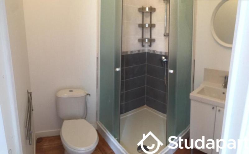 Chambre - 13 m² - 1 pièce