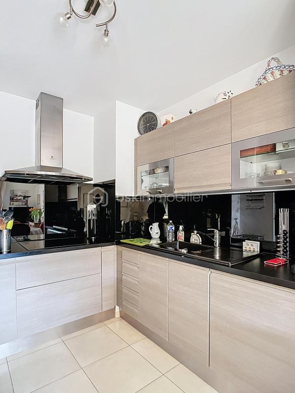 Appartement - 81 m² - 4 pièces