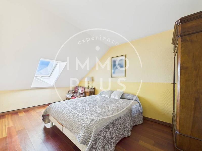 Appartement - 94 m² - 3 pièces