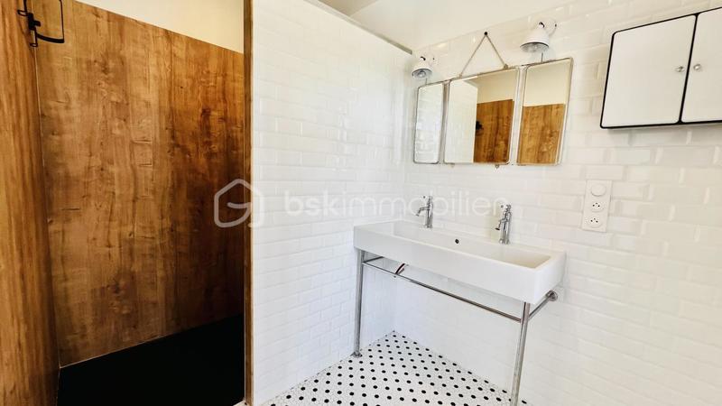 Maison - 136 m² - 6 pièces