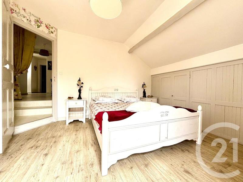 Maison de village - 138 m² - 7 pièces