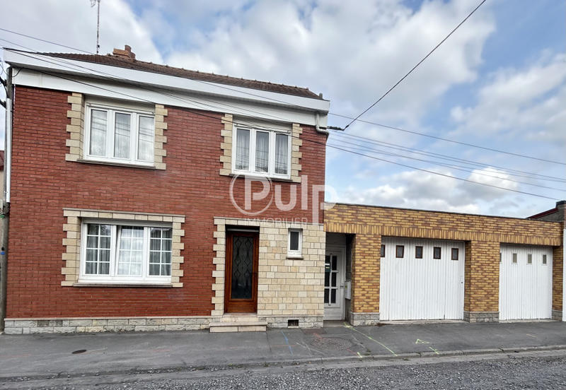 Maison - 86 m² - 6 pièces