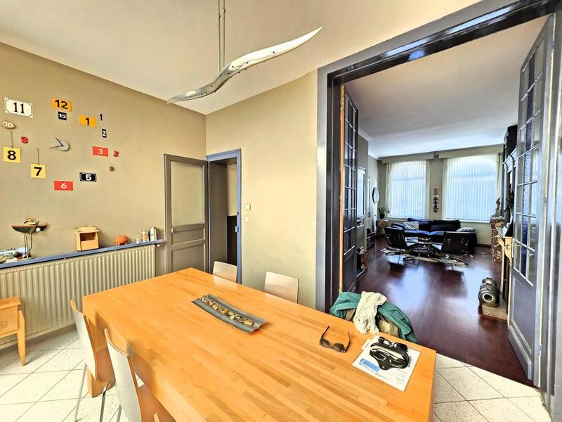 Maison - 121 m² - 6 pièces