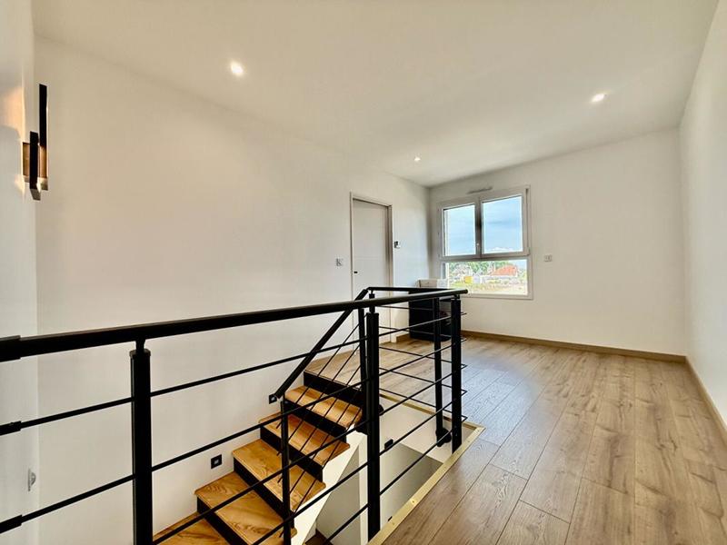 Maison - 146 m² - 6 pièces