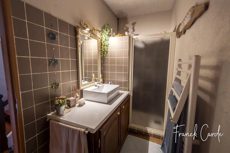 Maison - 198 m² - 8 pièces