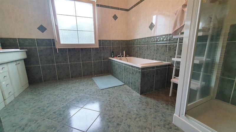 Maison - 160 m² - 6 pièces