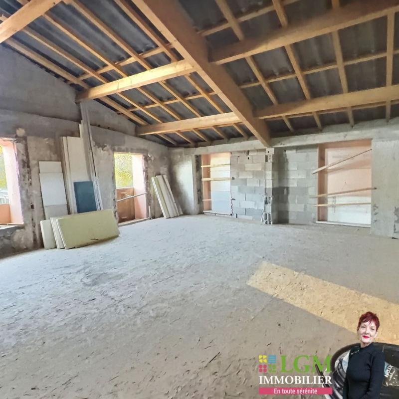 Loft - 74 m² - 4 pièces