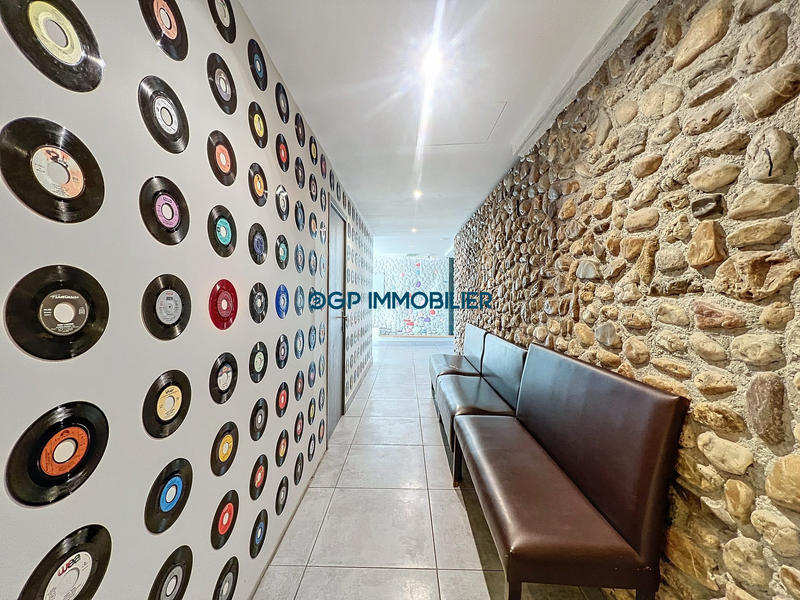 Local d'activités - 500 m²