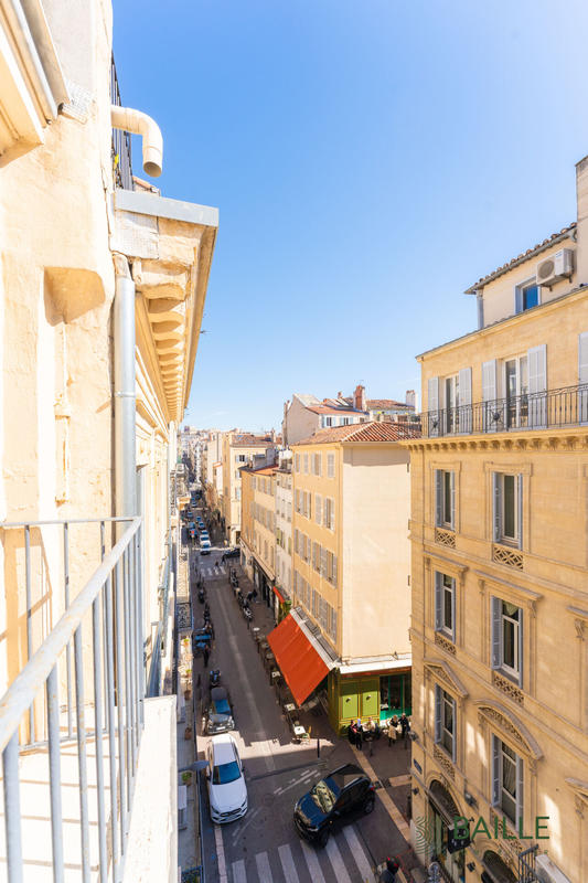 Appartement - 228 m² - 5 pièces