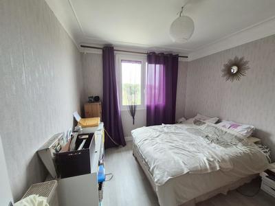 Maison - 88 m² - 6 pièces