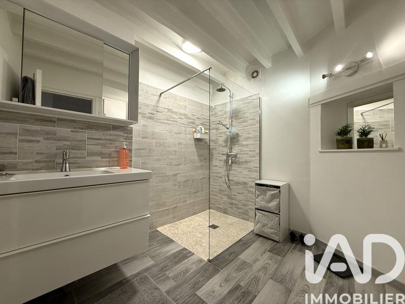 Maison - 137 m² - 6 pièces