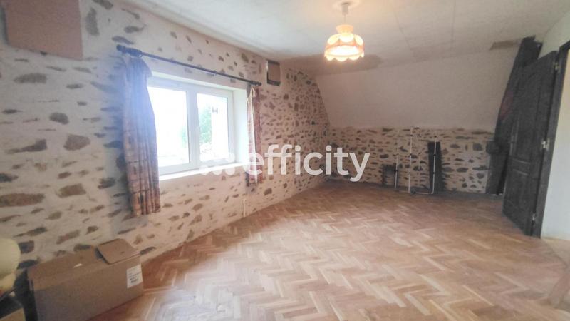 Maison - 185 m² - 8 pièces