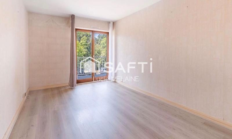 Appartement - 105 m² - 5 pièces