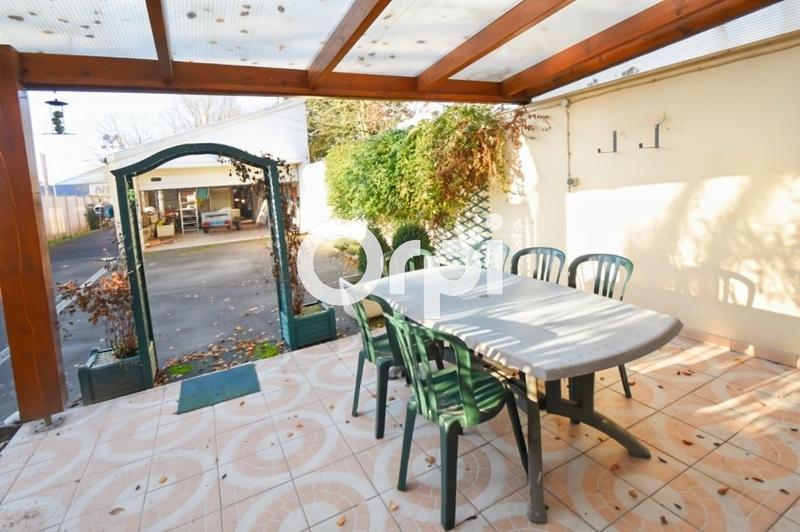 Immeuble - 180 m² - 5 pièces